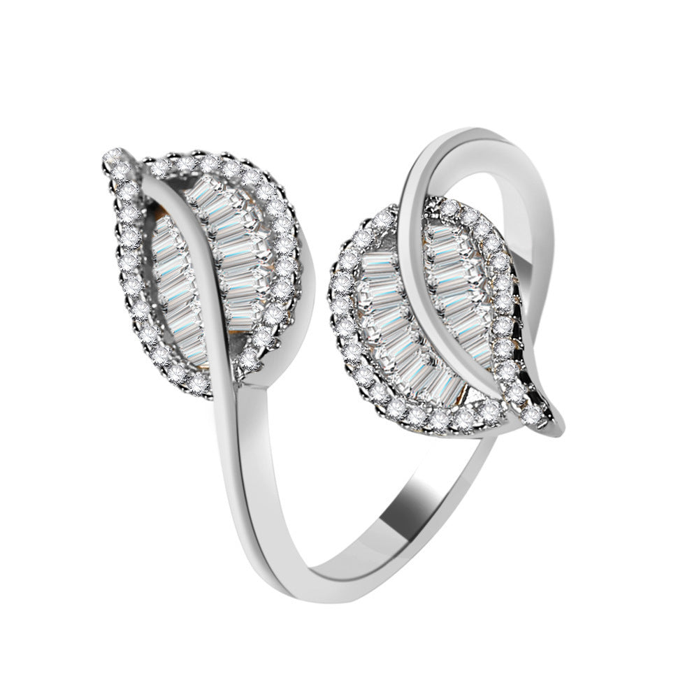 Mystic Twinleaf Crystal Ring