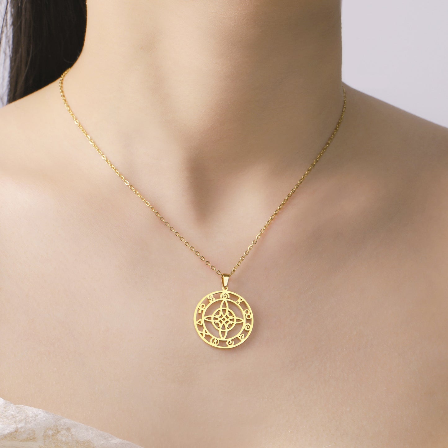 Witches Knot And Crescent Moons Protection Necklace