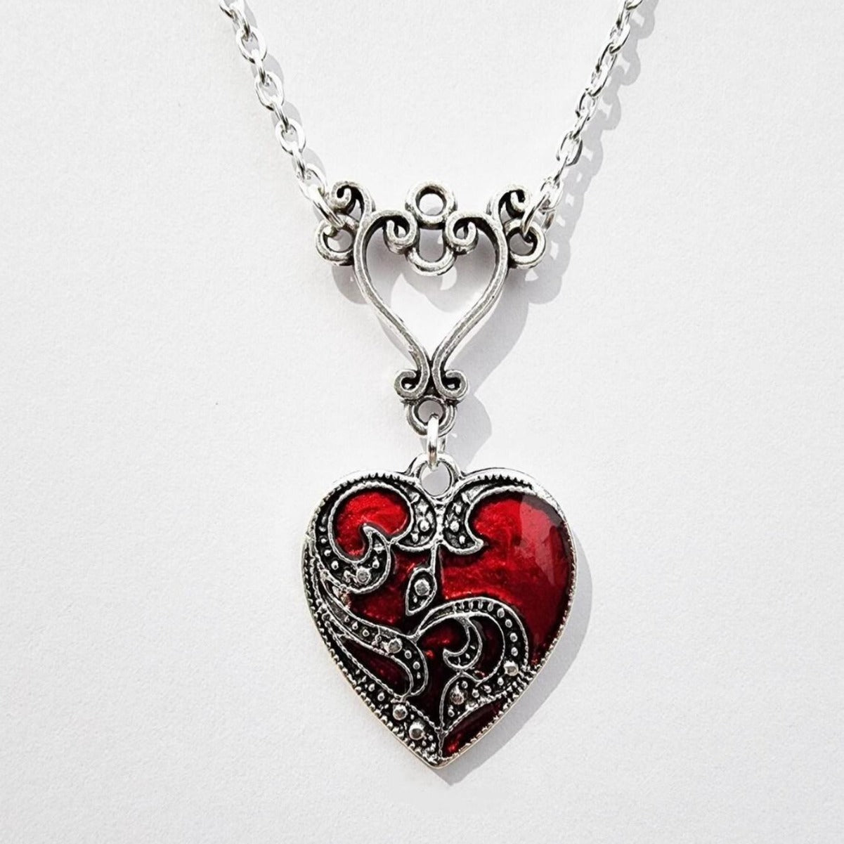 Gothic Heart Crimson Necklace