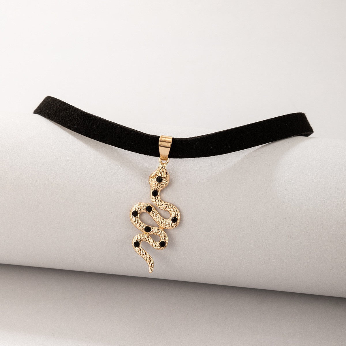 Serpent’s Whisper Choker