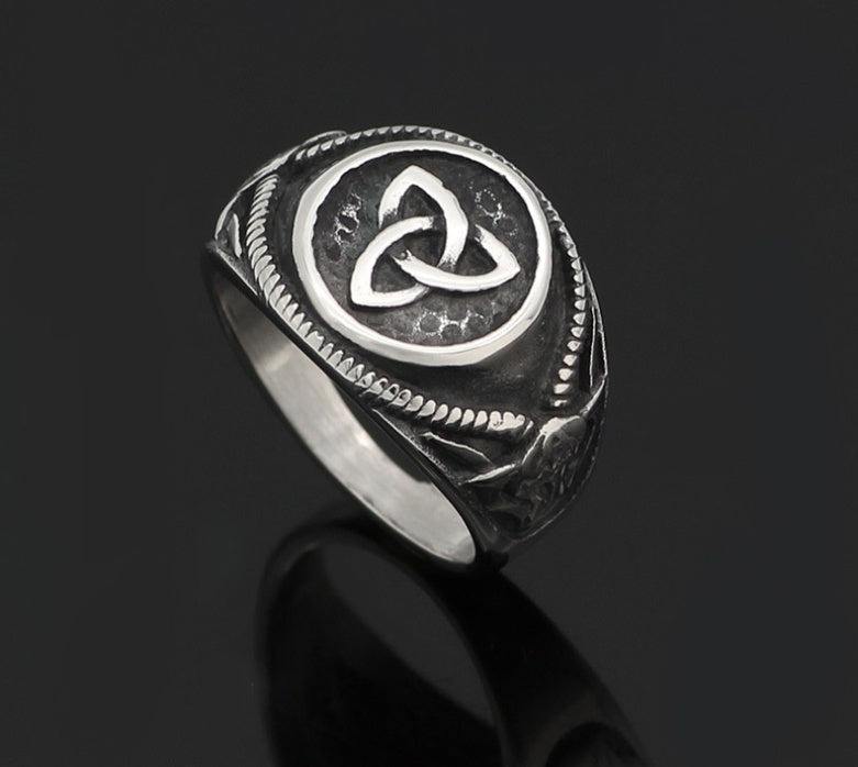 Celtic Triquetra Ring