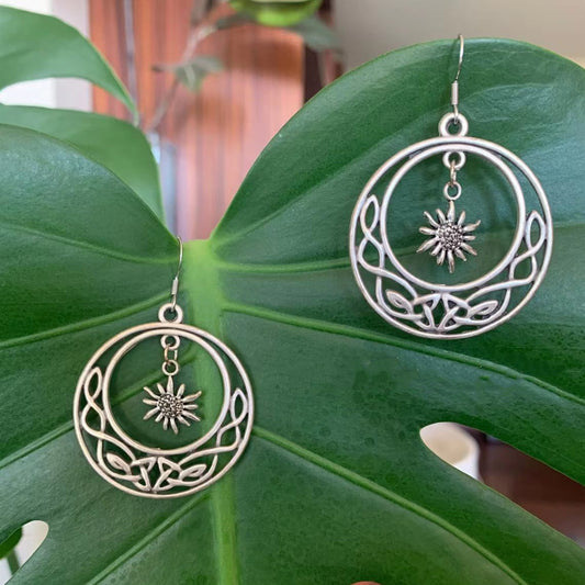 Eternal Sun Knot Jewelry