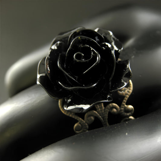 Midnight Rose Ritual Ring
