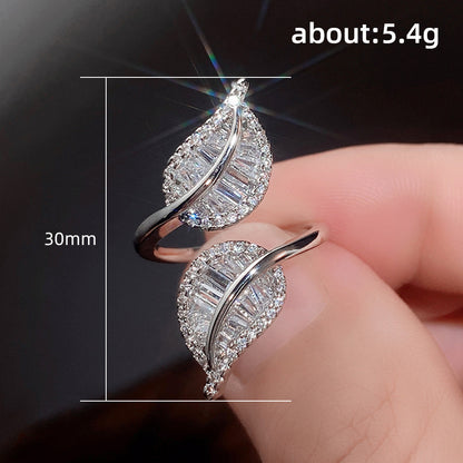 Mystic Twinleaf Crystal Ring
