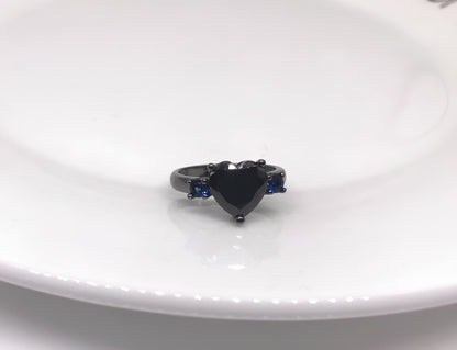 Darkmoon Heart of the Shadows Ring