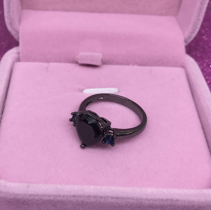 Darkmoon Heart of the Shadows Ring
