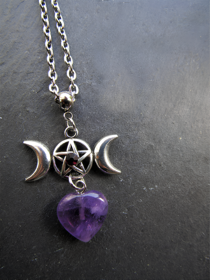 GRATIS hoy: collar de corazón de una diosa