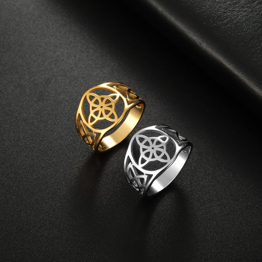 Circle of the Witches Knot Ring