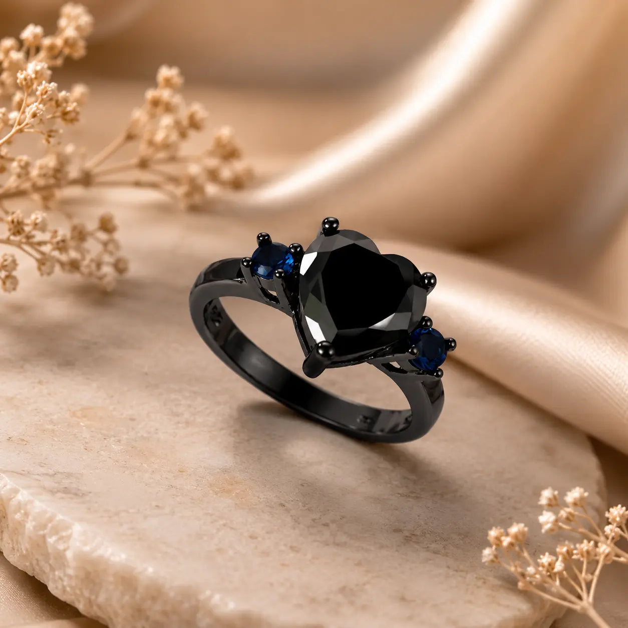 Darkmoon Heart Shadow Ring