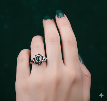 Anillo interior de diosa verde