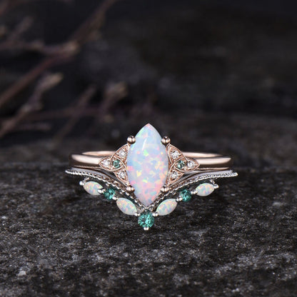 DIVINE GODDESS OPAL TRIQUETRA RING SET