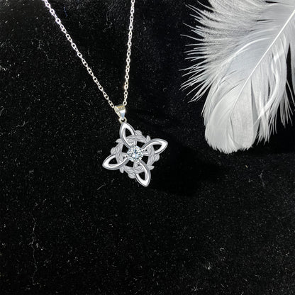 Verdant Witches' Knot Necklace