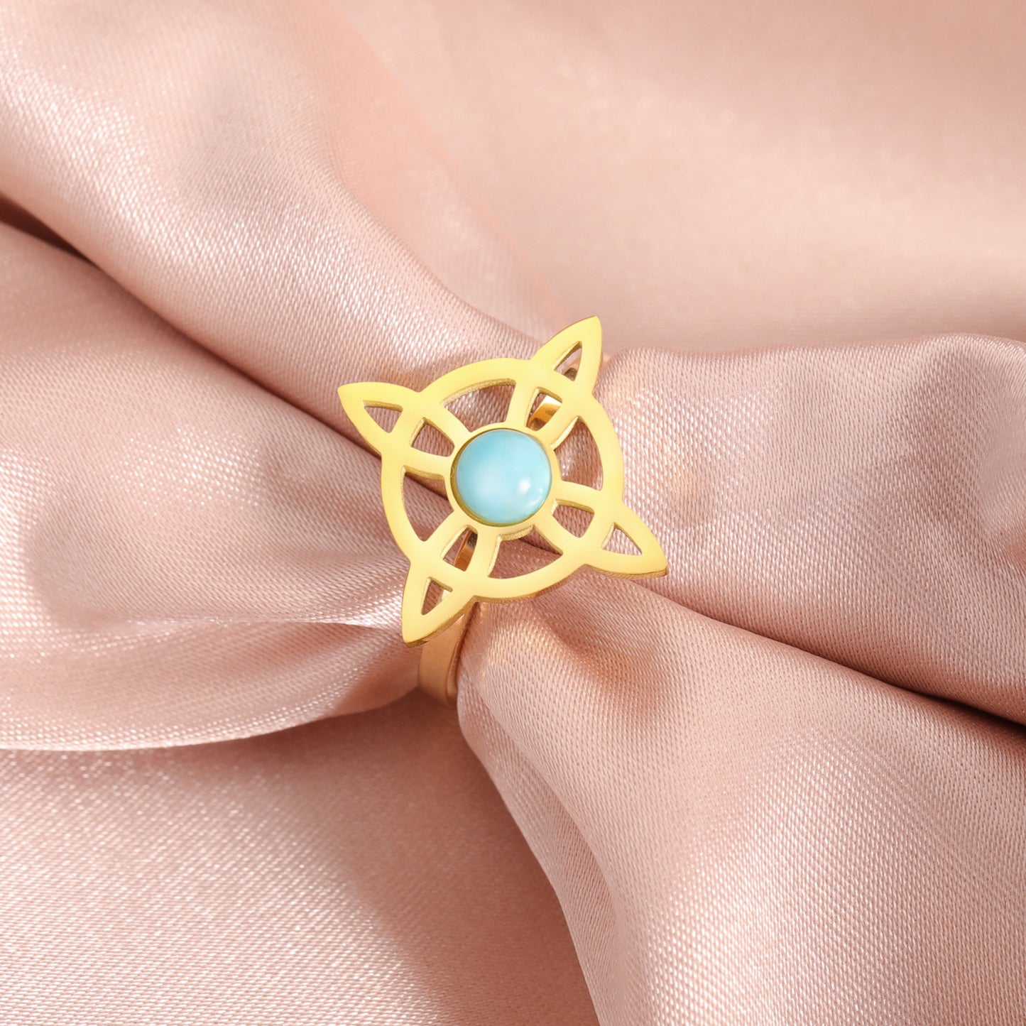 Sacred Witches Knot Bloom Ring