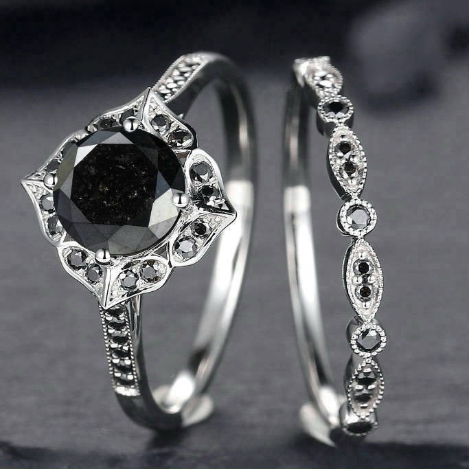 Obsidian Glow Ring Set
