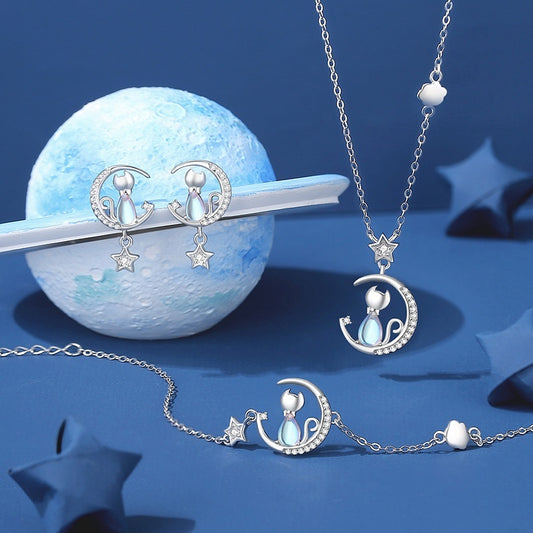 Lunar Familiar’s Starlight Necklace