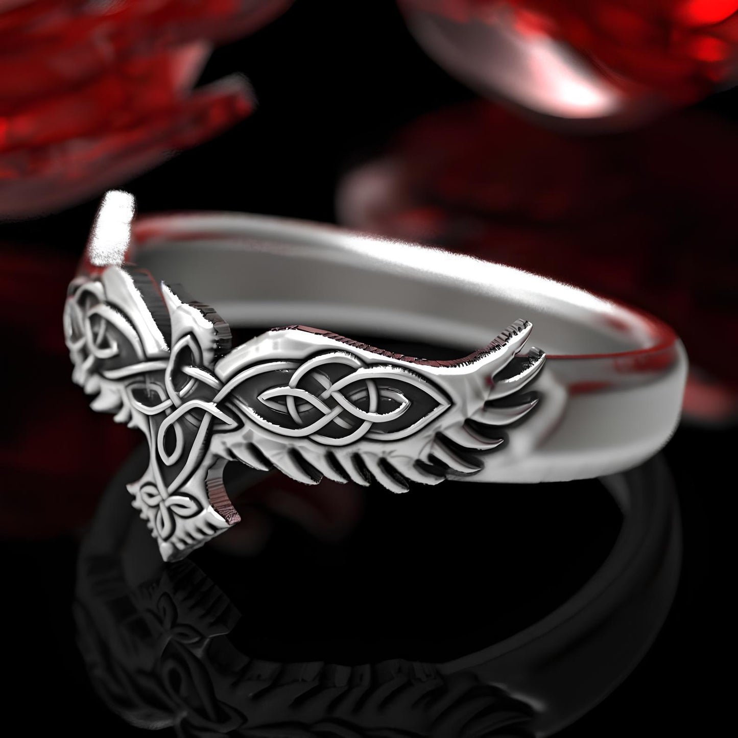 Witch’s Knot Raven Guardian Ring