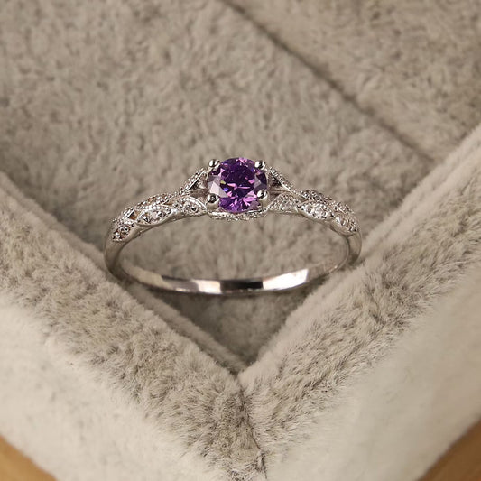 Luminous Amethyst Leaf Ring
