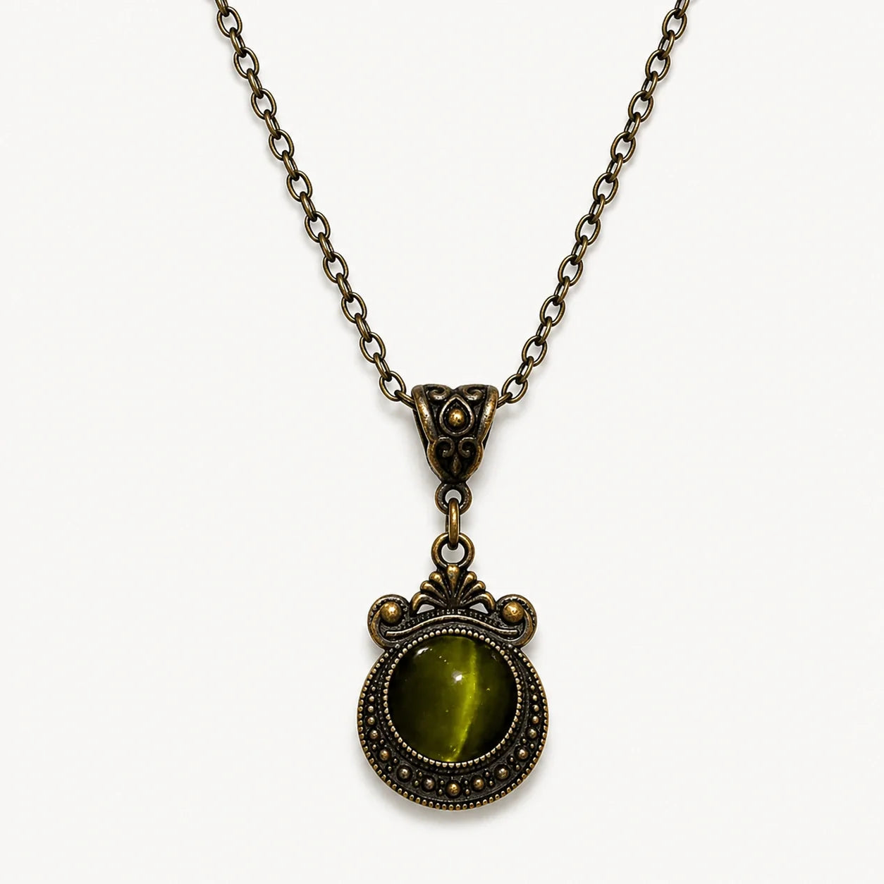 Emerald Green Mystic Necklace studio product image