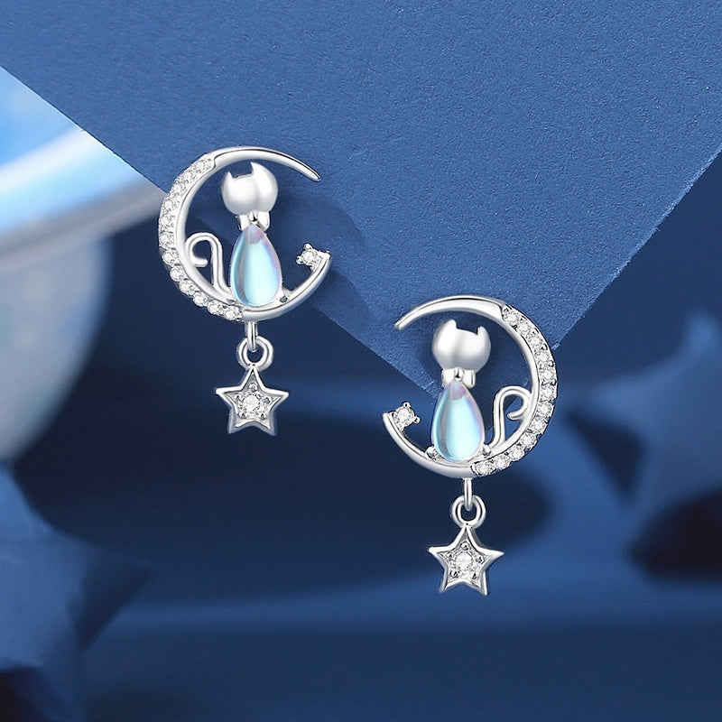 Lunar Familiar’s Starlight Necklace