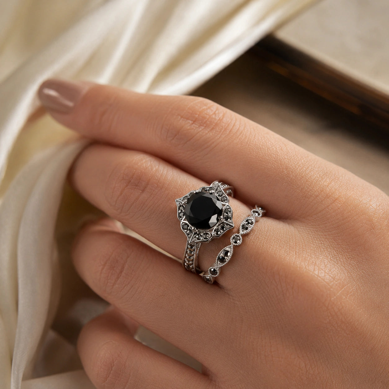 Obsidian Glow Ring Set