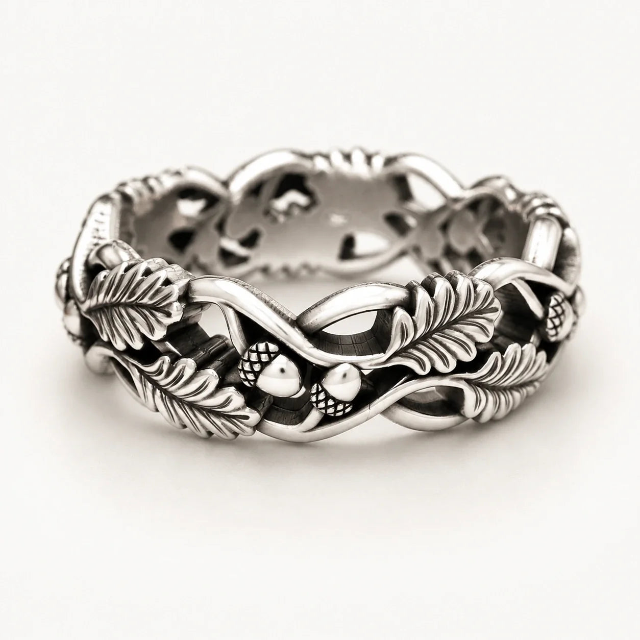 Oakleaf Grove Ring studio product photo