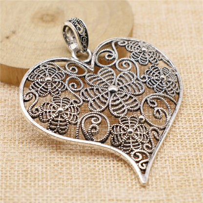 Antique Heart Affection Pendant